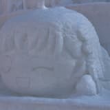 きぃ